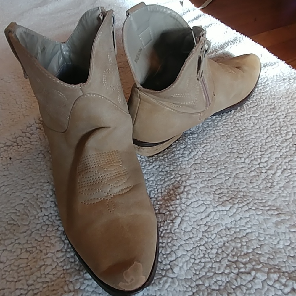Ankle cowboy boots